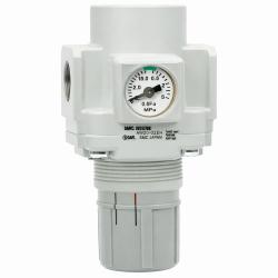 Pressure regulator 3/4" - 8.5 bar - with square pressure gauge - size 50 - max. flow rate 4500 l/m