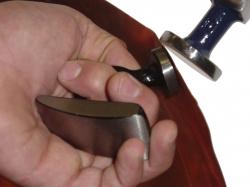Biselador de dedos con tres formas: pequeño, manejable y ligero