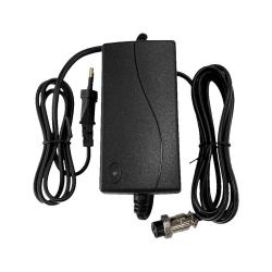 Oplader til lys med Li-Ion batteri