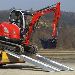 Verladerampe AVS 130 - Nutzbreite 326/405 mm - Länge bis 5210 mm - Preis per Stück