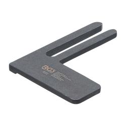 Balance shaft fixing tool - for BMW - with 9 mm slot